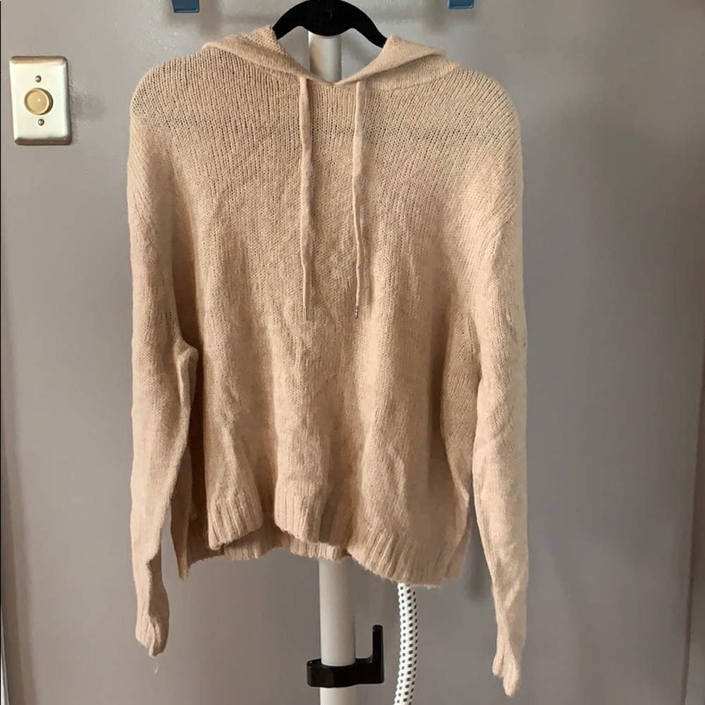 NWT H&M Hooded Sweater